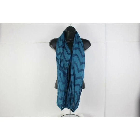 chic Accessories - ladies chic 100% viscose scarf